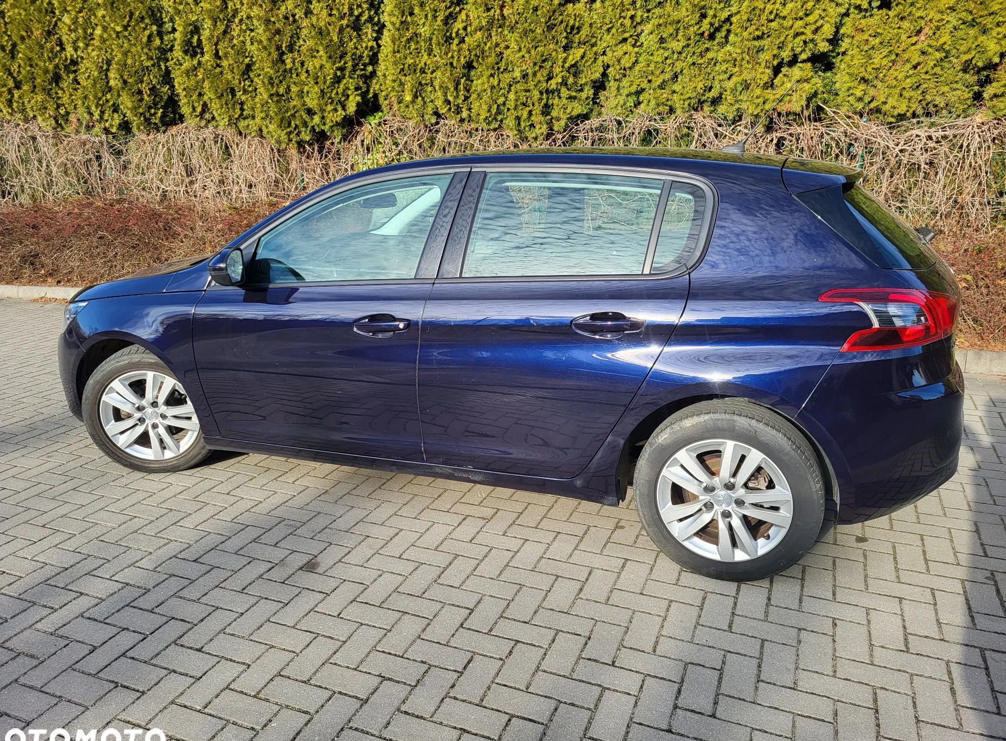 Peugeot 308 cena 40900 przebieg: 127000, rok produkcji 2018 z Oleśnica małe 172